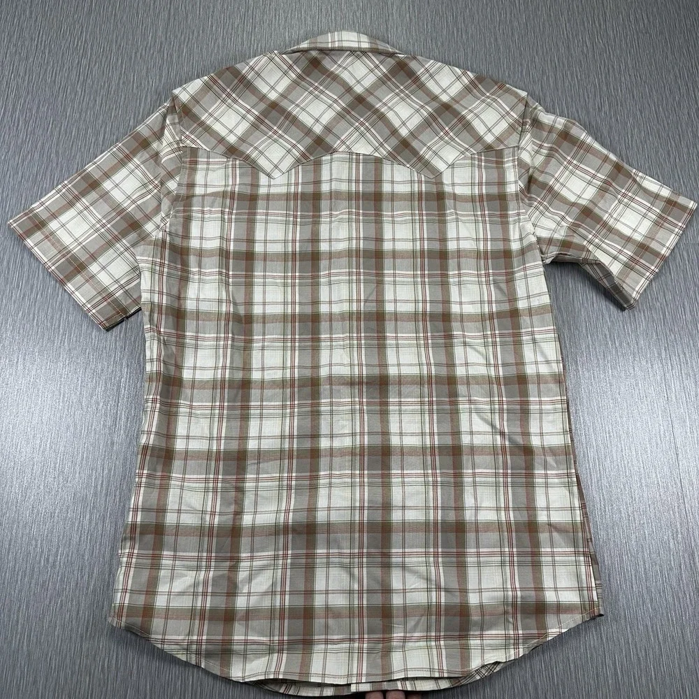 Wrangler Retro® Men's Short Sleeve Sawtooth Pocket Snap Shirt in Wheat Brown S